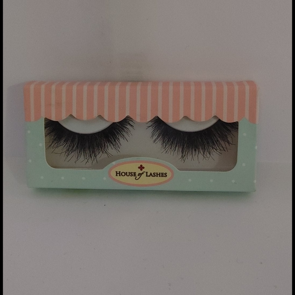 House Of Lashes Smokey Muse Eyelashes